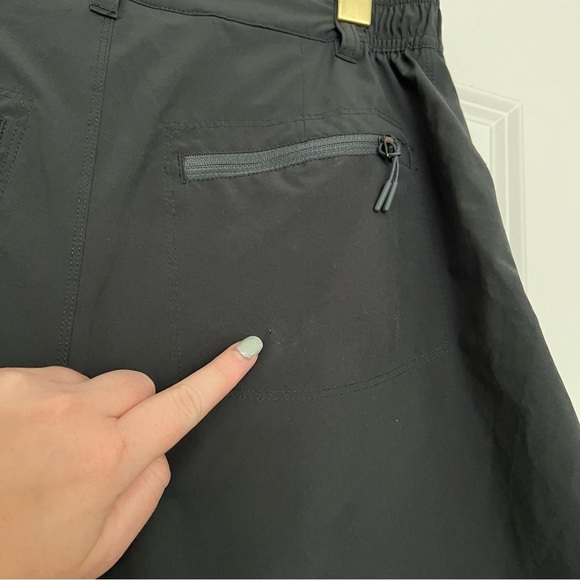 Women’s Oobe dark gray Bermuda shorts size 4 - Picture 5 of 7